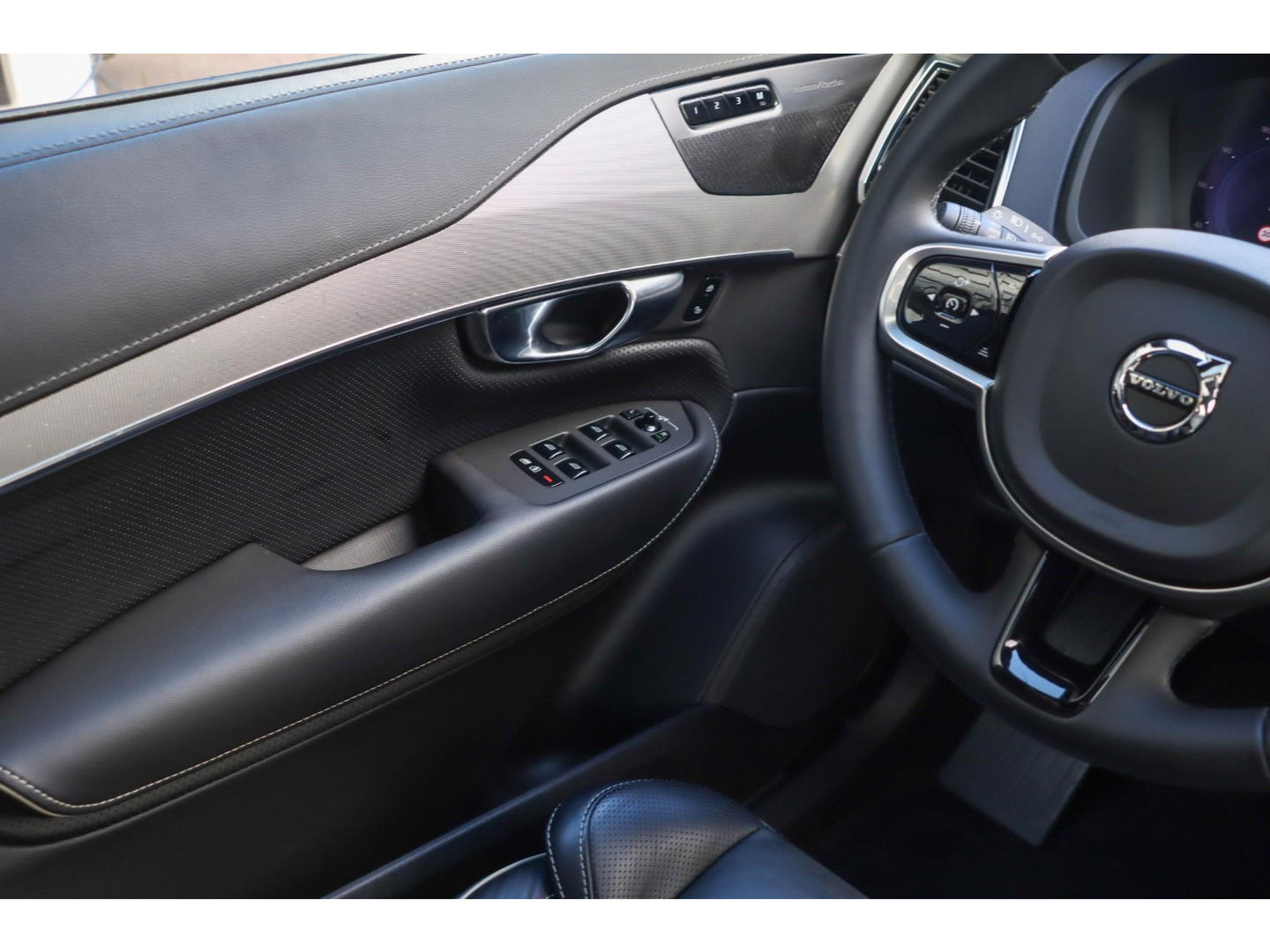 Volvo XC90 T8 Recharge AWD 7p Ultimate Dark 455pk Long Range | Panodak | Trekhaak