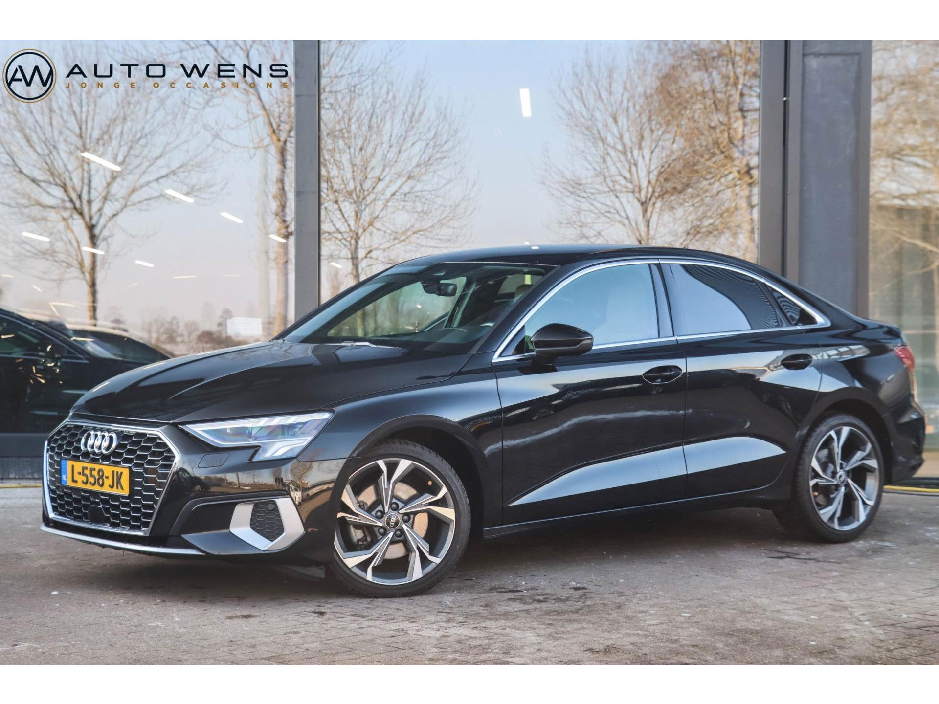 Audi A3 Limousine 35 TFSI 150pk Business Edition | Leder