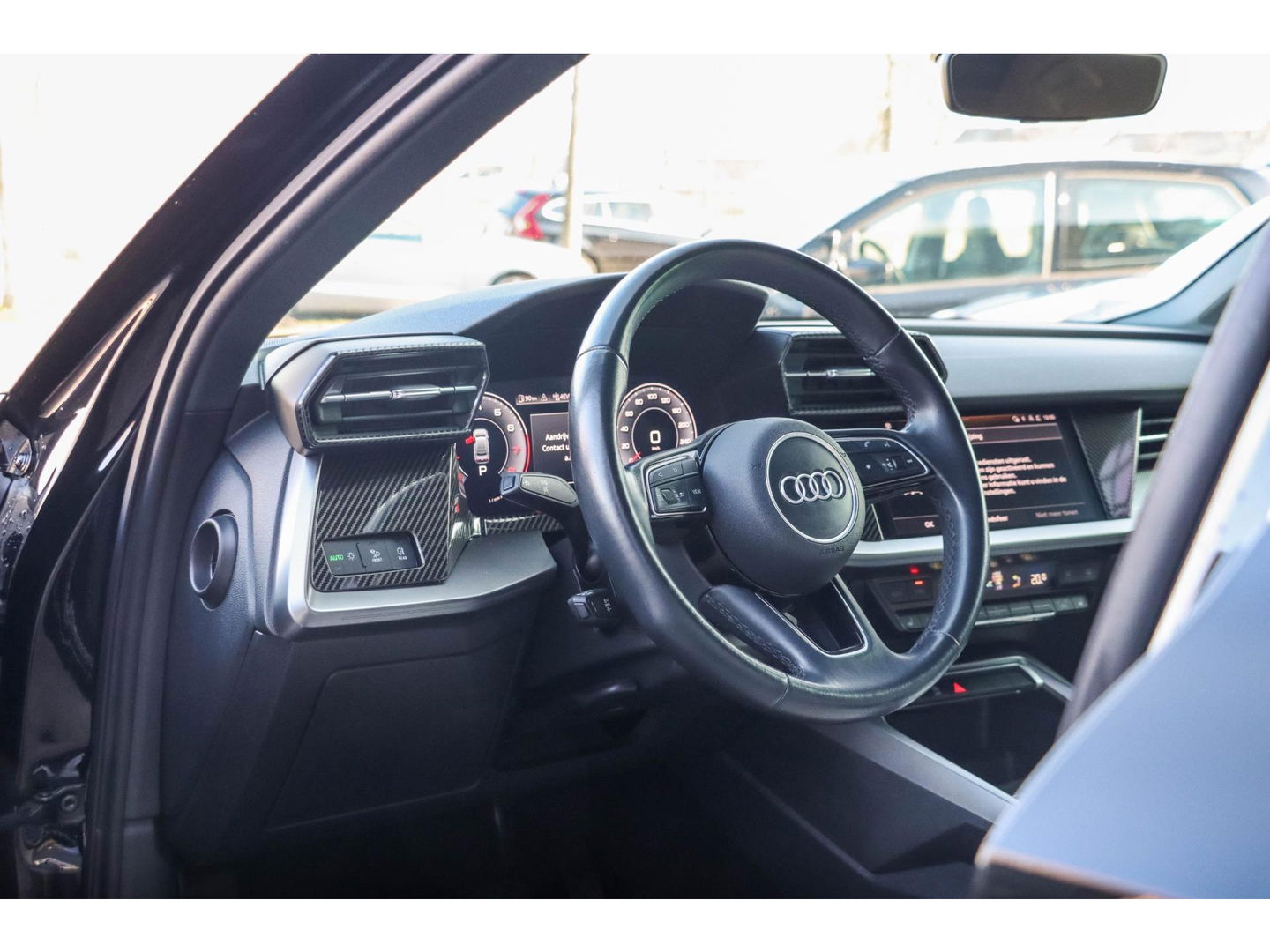 Audi A3 Limousine 35 TFSI 150pk Business Edition | Leder