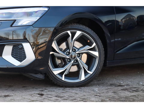 Audi A3 Limousine 35 TFSI 150pk Business Edition | Leder