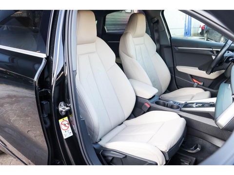 Audi A3 Limousine 35 TFSI 150pk Business Edition | Leder