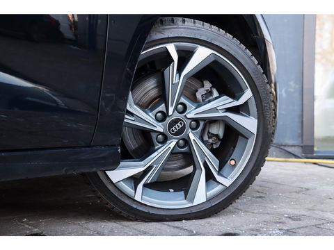 Audi A3 Limousine 35 TFSI 150pk Business Edition | Leder