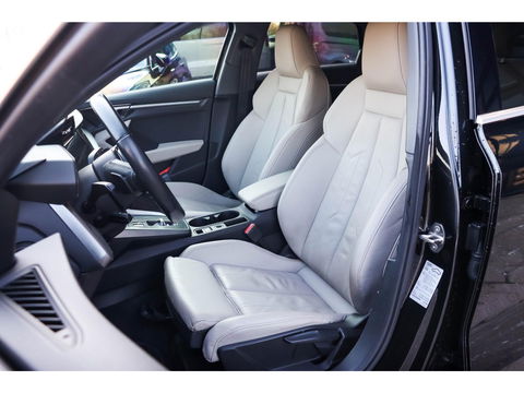 Audi A3 Limousine 35 TFSI 150pk Business Edition | Leder