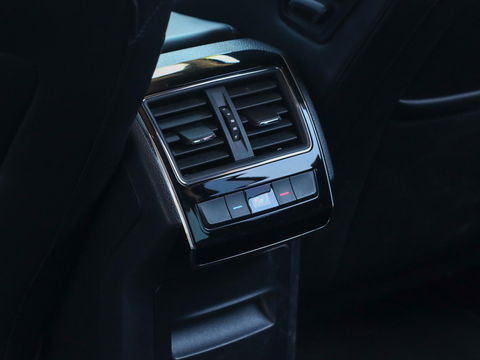 Škoda Superb Combi 1.5 TSI Business Ed. Plus DSG Leder | Memory | Winterpakket