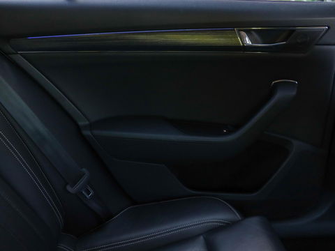 Škoda Superb Combi 1.5 TSI Business Ed. Plus DSG Leder | Memory | Winterpakket
