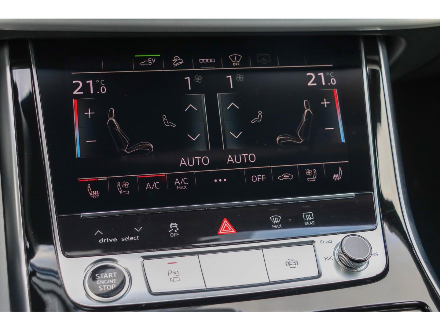 Audi Q7 55 TFSI e Quattro S Line 340pk | B&O Audio | | Black Pack