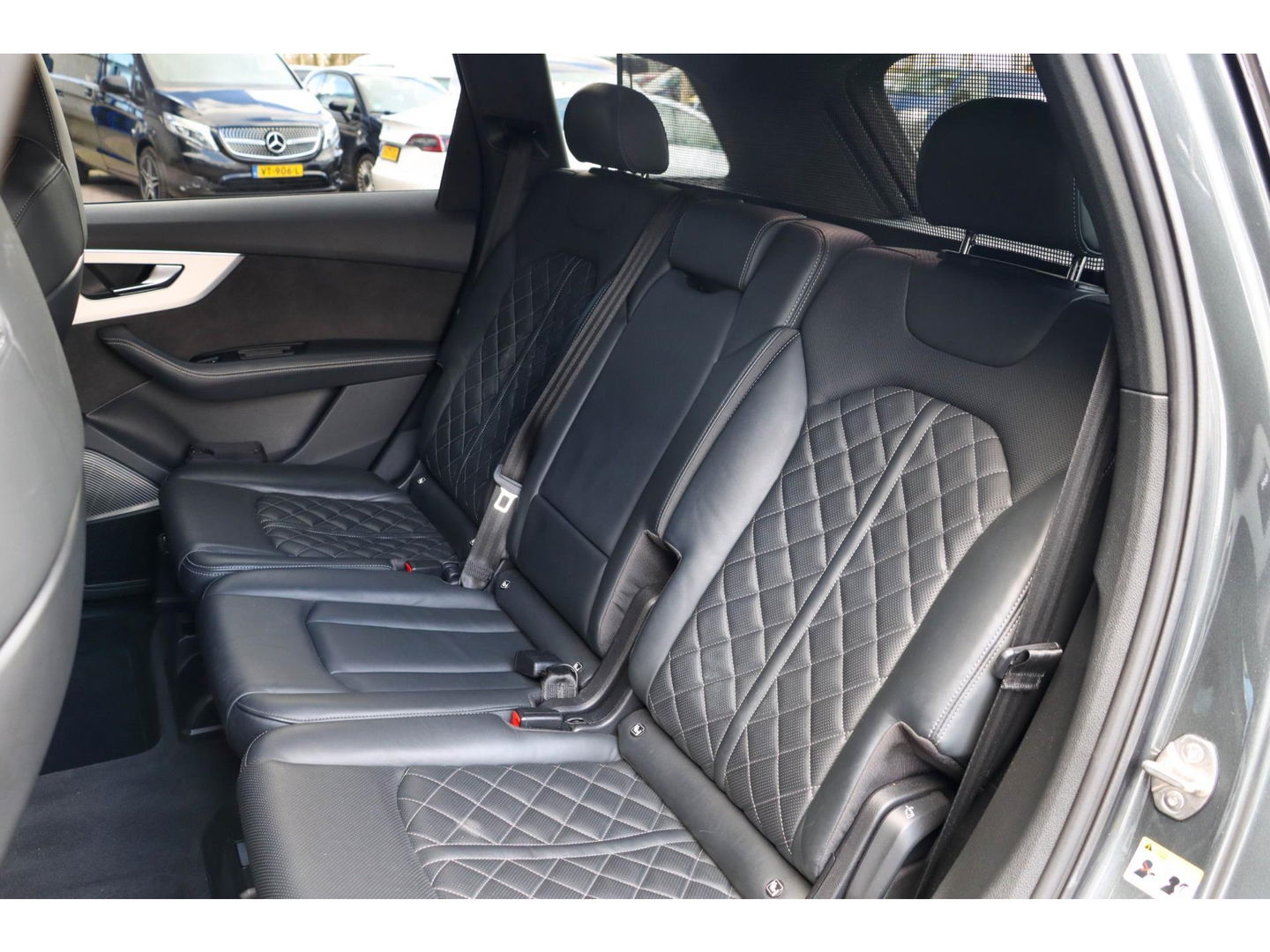 Audi Q7 55 TFSI e Quattro S Line 340pk | B&O Audio | | Black Pack