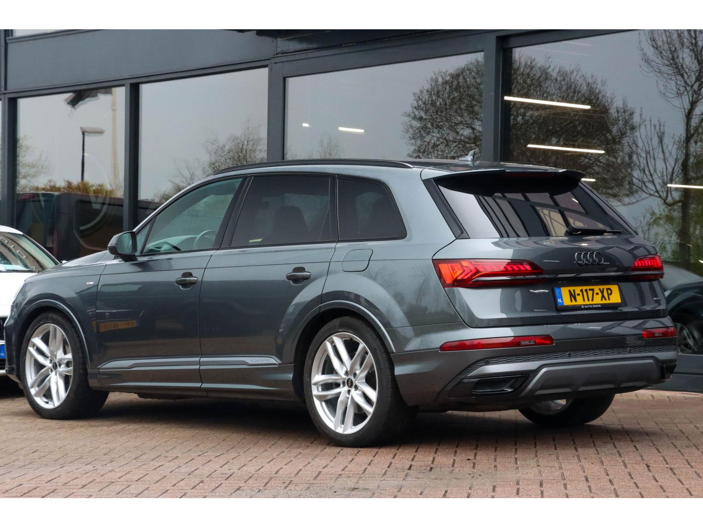 Audi Q7 55 TFSI e Quattro S Line 340pk | B&O Audio | | Black Pack