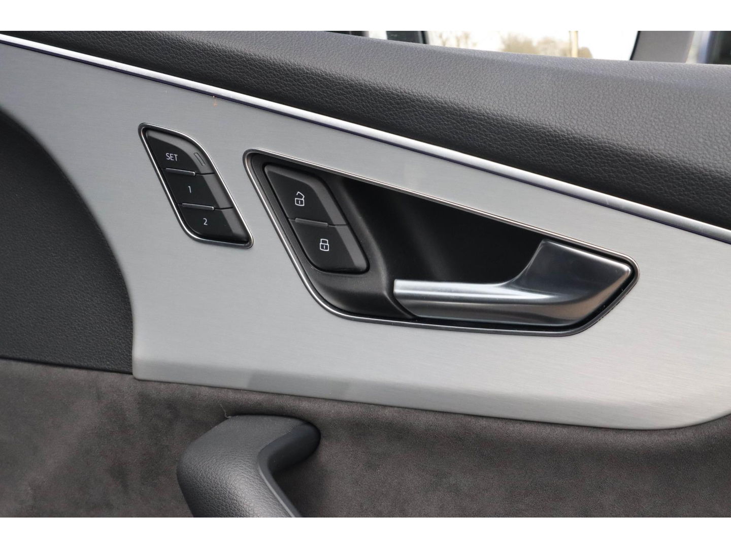 Audi Q7 60 TFSI e 455pk Quattro Competition | 360 | 22 inch | Luchtvering | Trekhaak | Matrix LED