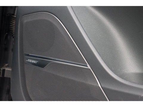 Audi Q7 60 TFSI e 455pk Quattro Competition | 360 | 22 inch | Luchtvering | Trekhaak | Matrix LED