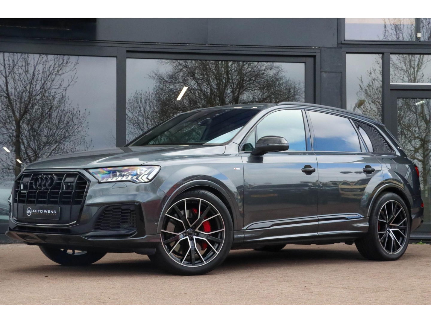 Audi Q7 60 TFSI e 455pk Quattro Competition | 360 | 22 inch | Luchtvering | Trekhaak | Matrix LED