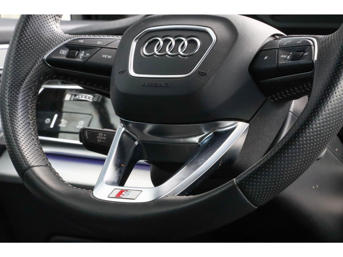 Audi Q7 60 TFSI e 455pk Quattro Competition | 360 | 22 inch | Luchtvering | Trekhaak | Matrix LED