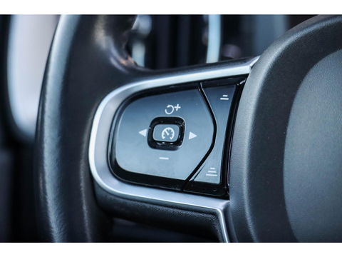 Volvo XC60 T8 Twin Engine AWD Inscription | 360 Cam |