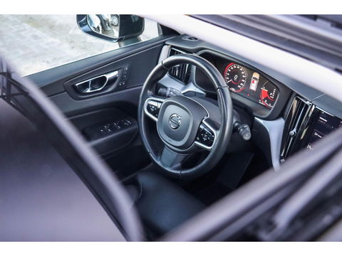 Volvo XC60 T8 Twin Engine AWD Inscription | 360 Cam |