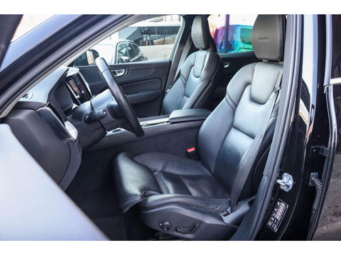 Volvo XC60 T8 Twin Engine AWD Inscription | 360 Cam |