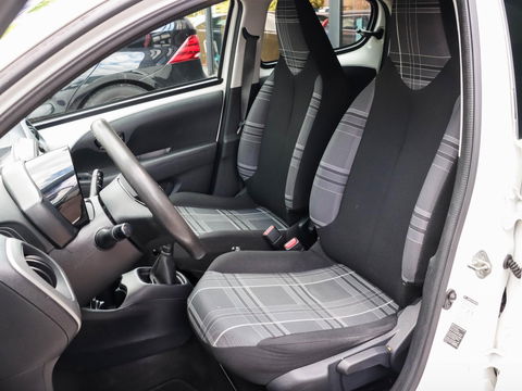 Peugeot 108 1.0 e-VTi Active 5drs | Airco | Bluetooth