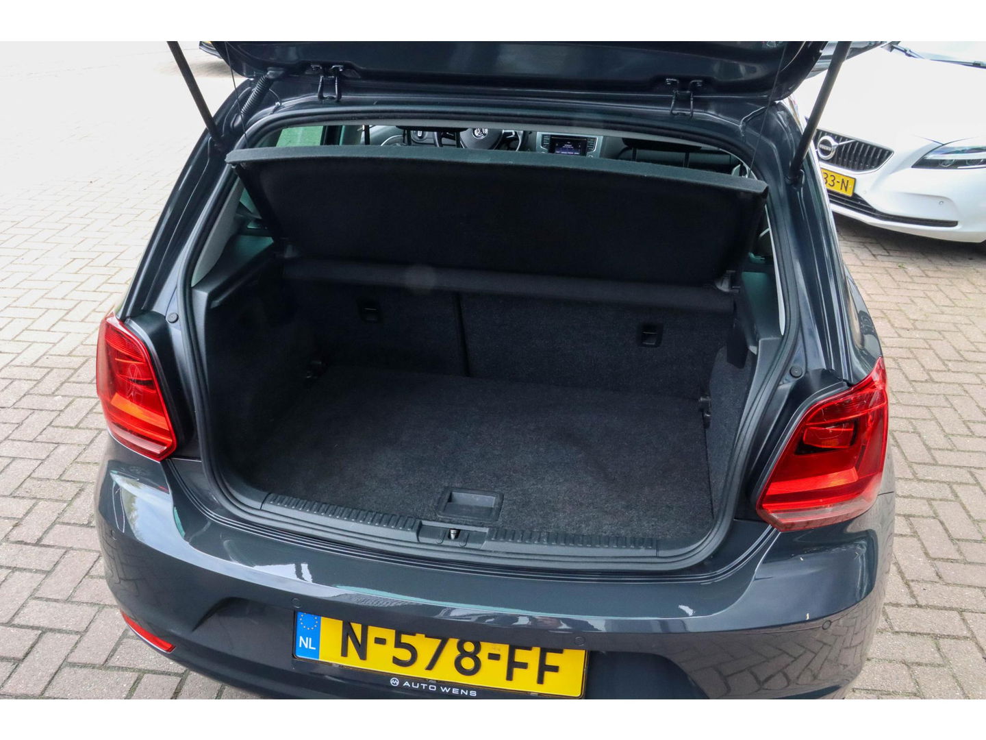 Volkswagen Polo 1.0 Allstar | Climate Control | Lichtmetalen velgen | PDC
