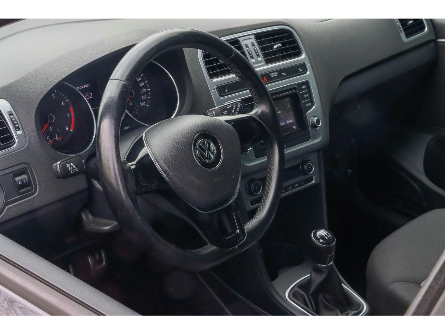 Volkswagen Polo 1.0 Allstar | Climate Control | Lichtmetalen velgen | PDC