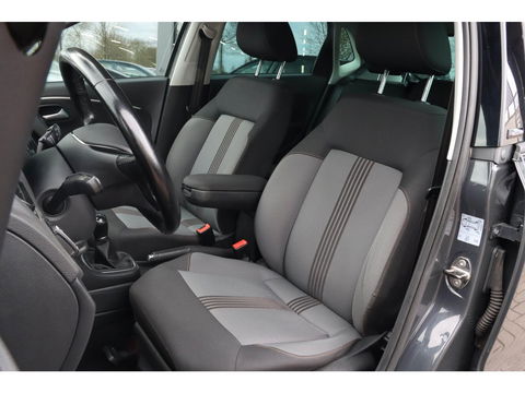 Volkswagen Polo 1.0 Allstar | Climate Control | Lichtmetalen velgen | PDC