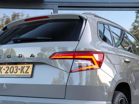 Škoda Karoq 1.5 TSI 150PK Sportline Business DSG | Camera | Trekhaak