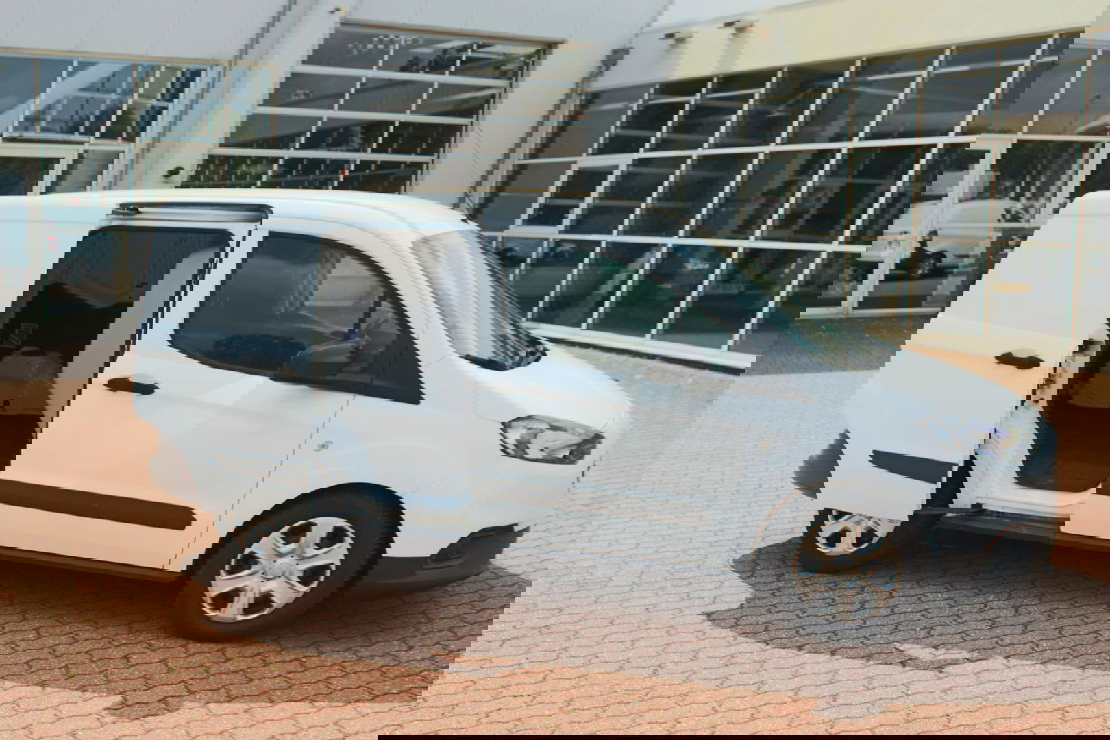 Ford Transit Courier 1.0 Trend