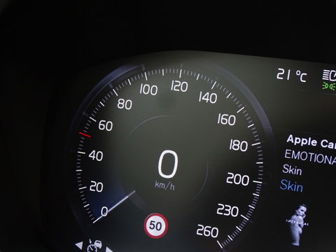 Volvo V60 T6 Twin-Engine 340PK AWD / R-Design / Harman Kardon