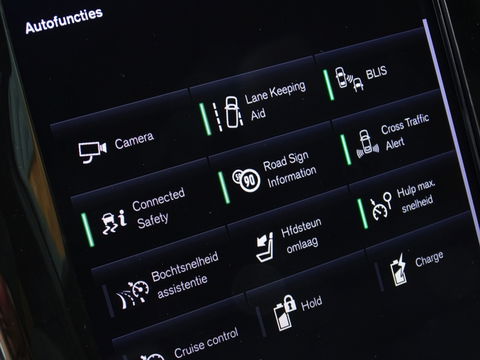 Volvo V60 T6 Twin-Engine 340PK AWD / R-Design / Harman Kardon