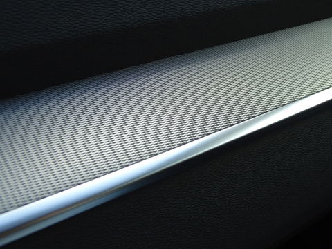 Volvo V60 T6 Twin-Engine 340PK AWD / R-Design / Harman Kardon