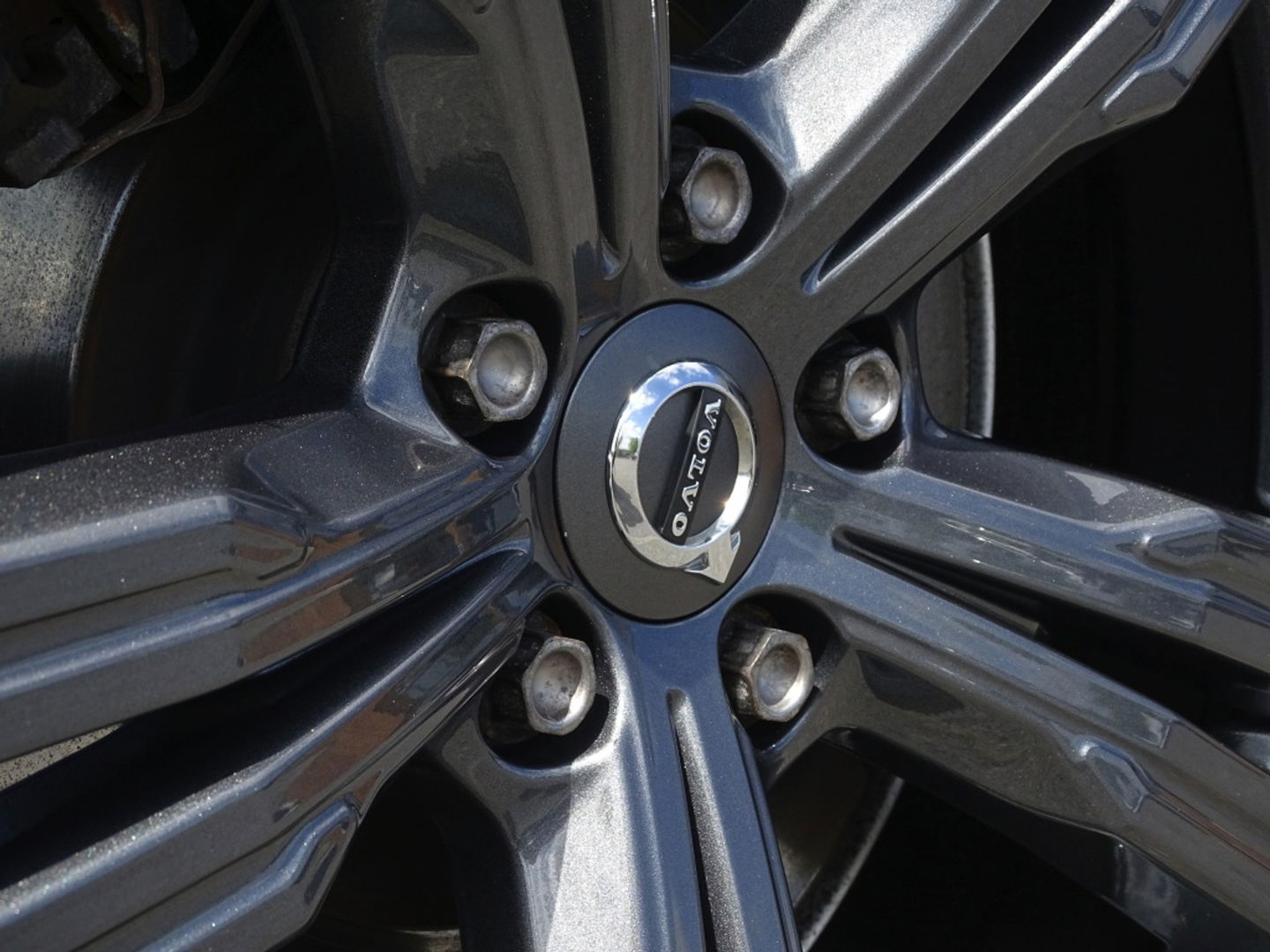 Volvo V60 T6 Twin-Engine 340PK AWD / R-Design / Harman Kardon