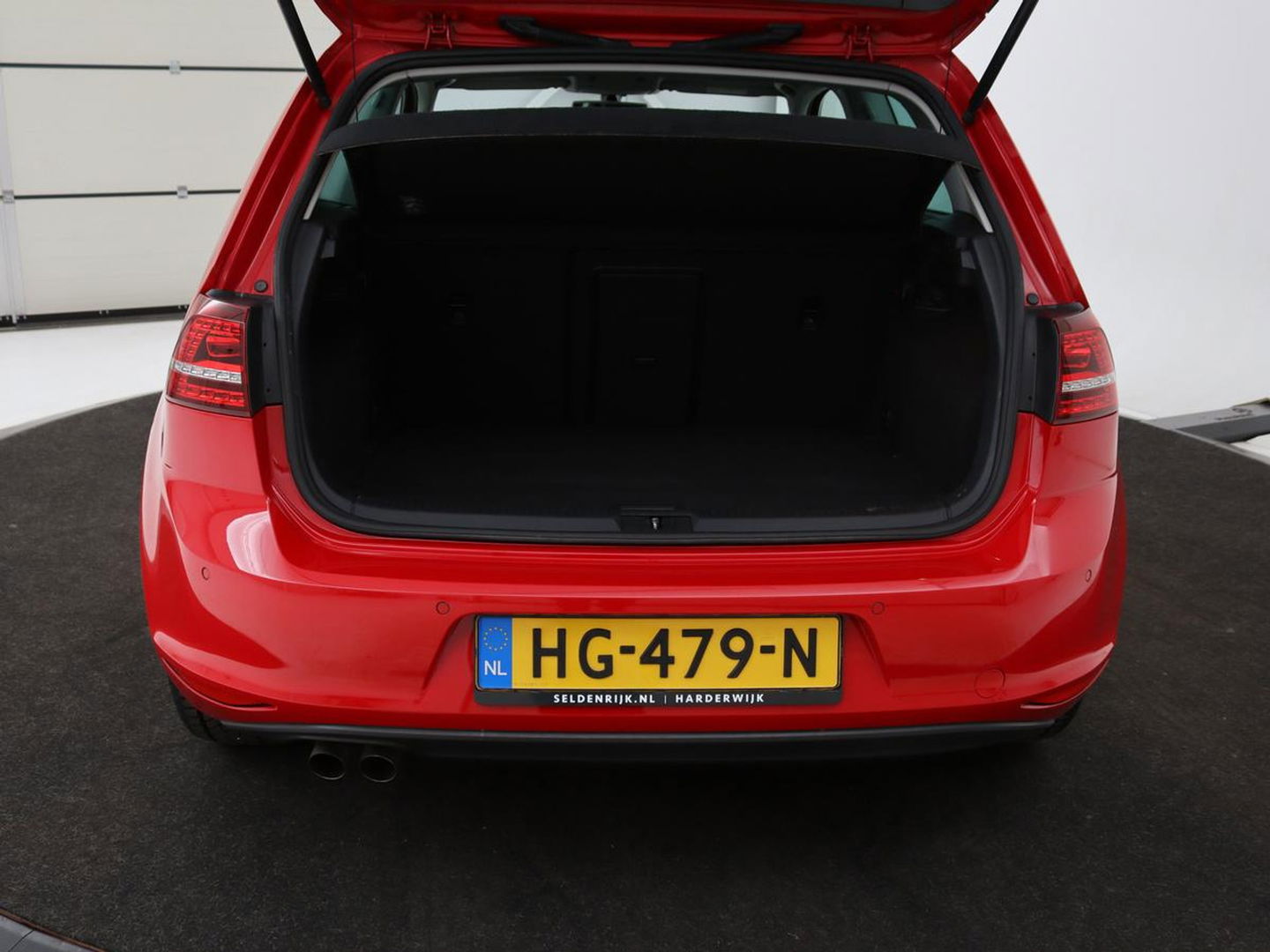 Volkswagen Golf 1.4 TSI Business Edition Connected | Automaat | Xenon | Camera | Navigatie | Dynaudio | Climate control | Cruise control | Parkeerhulp
