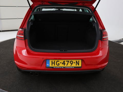 Volkswagen Golf 1.4 TSI Business Edition Connected | Automaat | Xenon | Camera | Navigatie | Dynaudio | Climate control | Cruise control | Parkeerhulp