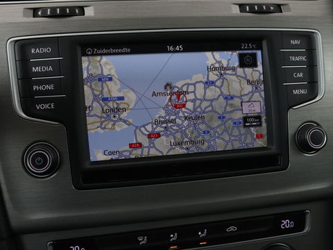 Volkswagen Golf 1.4 TSI Business Edition Connected | Automaat | Xenon | Camera | Navigatie | Dynaudio | Climate control | Cruise control | Parkeerhulp