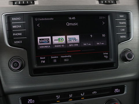 Volkswagen Golf 1.4 TSI Business Edition Connected | Automaat | Xenon | Camera | Navigatie | Dynaudio | Climate control | Cruise control | Parkeerhulp