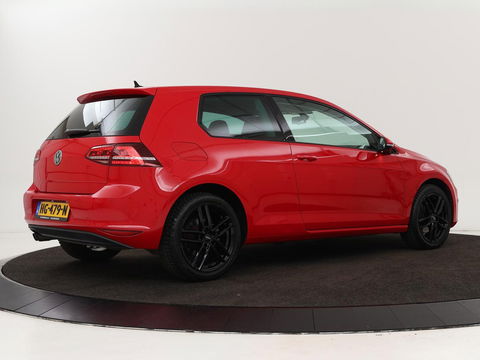 Volkswagen Golf 1.4 TSI Business Edition Connected | Automaat | Xenon | Camera | Navigatie | Dynaudio | Climate control | Cruise control | Parkeerhulp