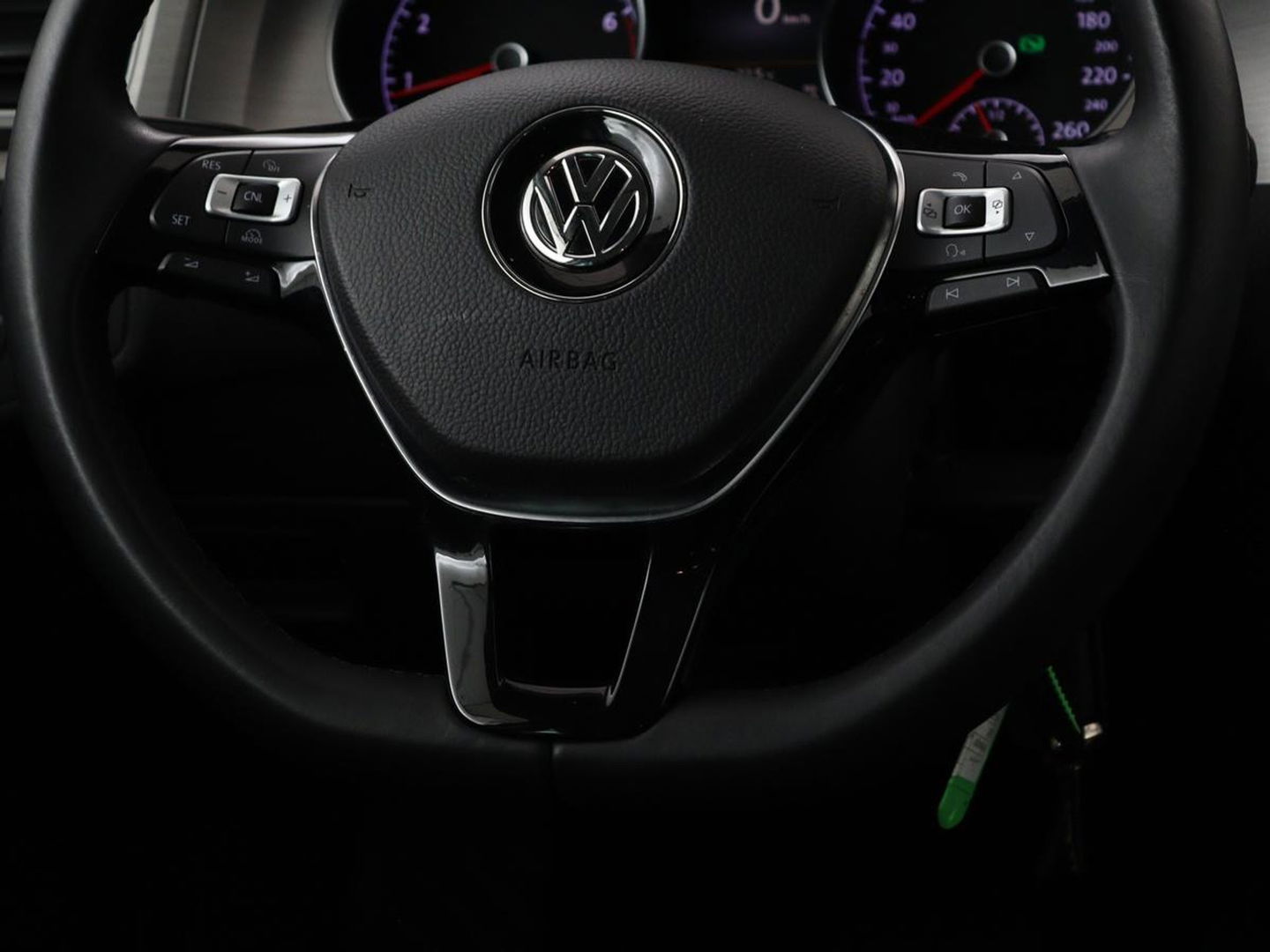 Volkswagen Golf 1.4 TSI Business Edition Connected | Automaat | Xenon | Camera | Navigatie | Dynaudio | Climate control | Cruise control | Parkeerhulp