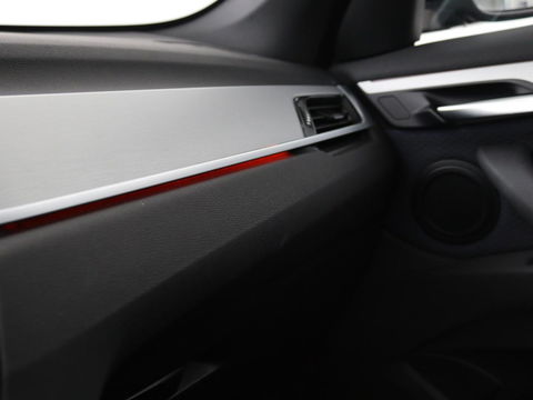 BMW X1 sDrive18i M Sport | Stoelverwarming | Head-Up | Sportstoelen | Full LED | Alcantara | Navigatie | Park Assist | Climate control
