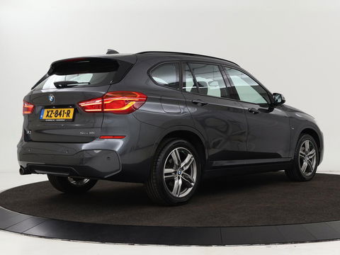 BMW X1 sDrive18i M Sport | Stoelverwarming | Head-Up | Sportstoelen | Full LED | Alcantara | Navigatie | Park Assist | Climate control