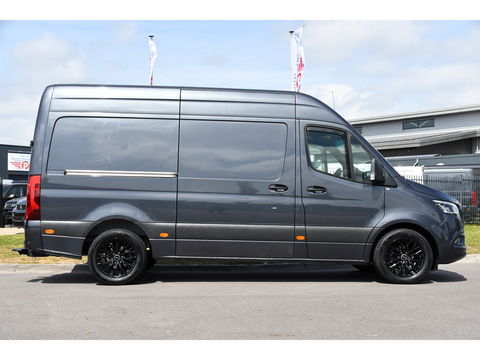 Mercedes-Benz Sprinter 319 V6 3.0 CDI L2H2 PB Edition Adaptieve Cruise, 360 Camera, 3500kg Trekhaak, Carplay, LED, 190PK, Automaat, Stoelverwarming, Uniek!