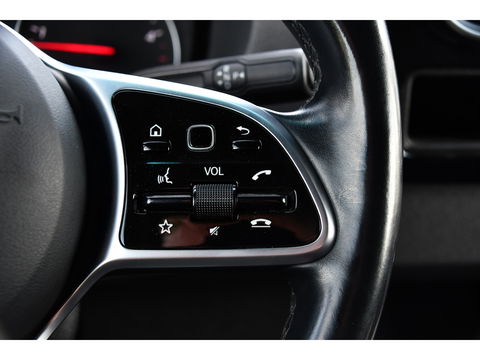 Mercedes-Benz Sprinter 319 V6 3.0 CDI L2H2 PB Edition Adaptieve Cruise, 360 Camera, 3500kg Trekhaak, Carplay, LED, 190PK, Automaat, Stoelverwarming, Uniek!
