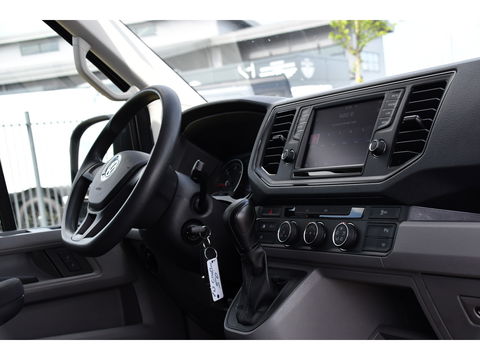 Volkswagen Crafter 35 2.0 TDI L3H3 Highline Camera, Carplay, LED, 140pk, Automaat, Voorruit verwarming, Uniek!