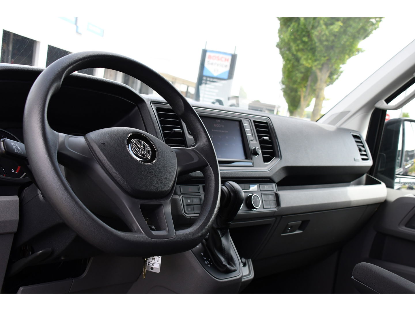 Volkswagen Crafter 35 2.0 TDI L3H3 Highline Camera, Carplay, LED, 140pk, Automaat, Voorruit verwarming, Uniek!