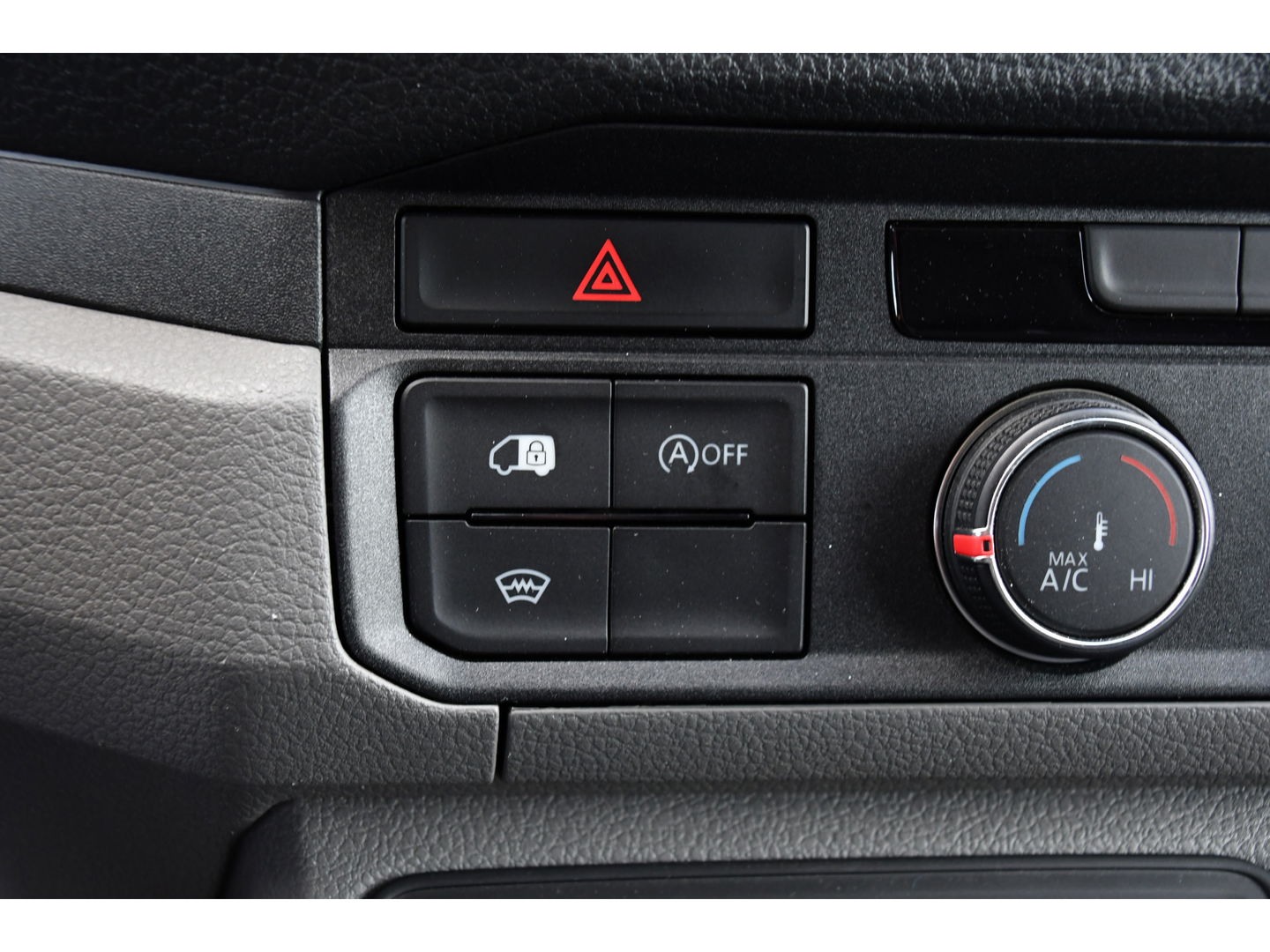 Volkswagen Crafter 35 2.0 TDI L3H3 Highline Camera, Carplay, LED, 140pk, Automaat, Voorruit verwarming, Uniek!