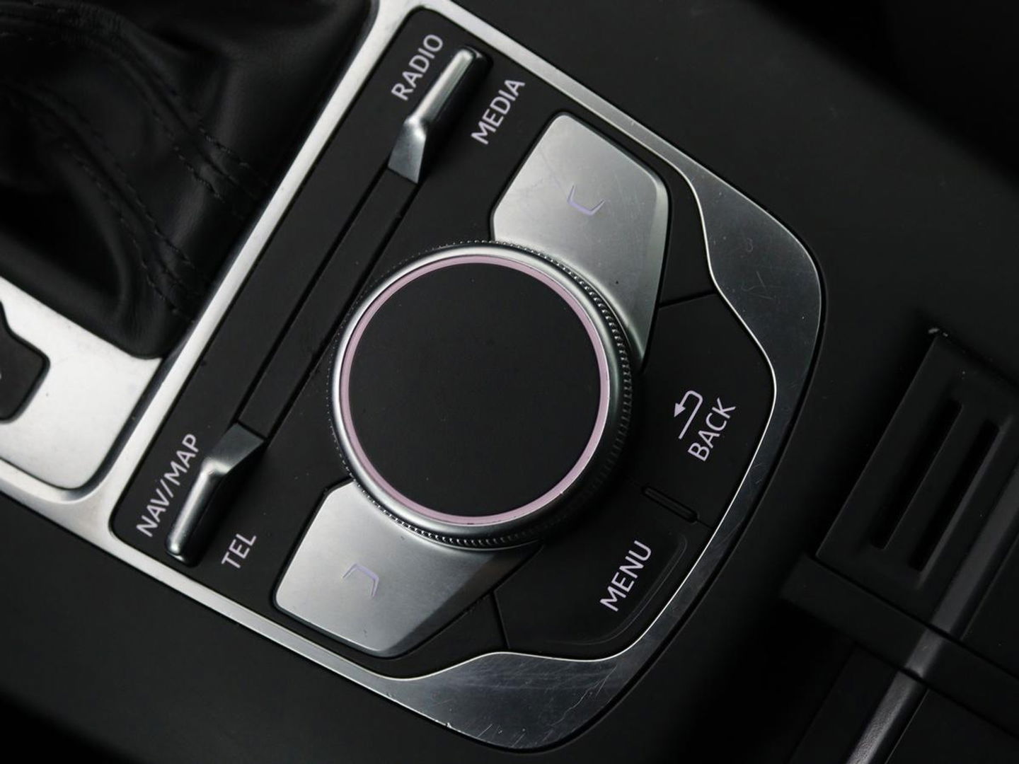 Audi A3 1.0 TFSI | Automaat | Panoramadak | Adaptive cruise | Climate control | Navigatie | Xenon | Parkeerhulp | Bluetooth