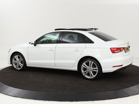 Audi A3 1.0 TFSI | Automaat | Panoramadak | Adaptive cruise | Climate control | Navigatie | Xenon | Parkeerhulp | Bluetooth