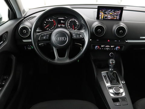 Audi A3 1.0 TFSI | Automaat | Panoramadak | Adaptive cruise | Climate control | Navigatie | Xenon | Parkeerhulp | Bluetooth