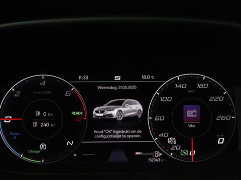 SEAT Leon 1.4 TSI eHybrid PHEV FR | Carplay | Sfeerverlichting | Navigatie | Full LED | Sportstoelen | Parkeerhulp | Climate control | Cruise control