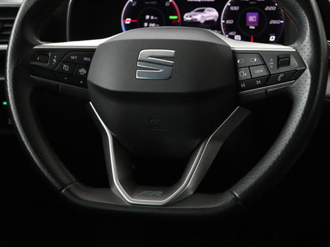 SEAT Leon 1.4 TSI eHybrid PHEV FR | Carplay | Sfeerverlichting | Navigatie | Full LED | Sportstoelen | Parkeerhulp | Climate control | Cruise control