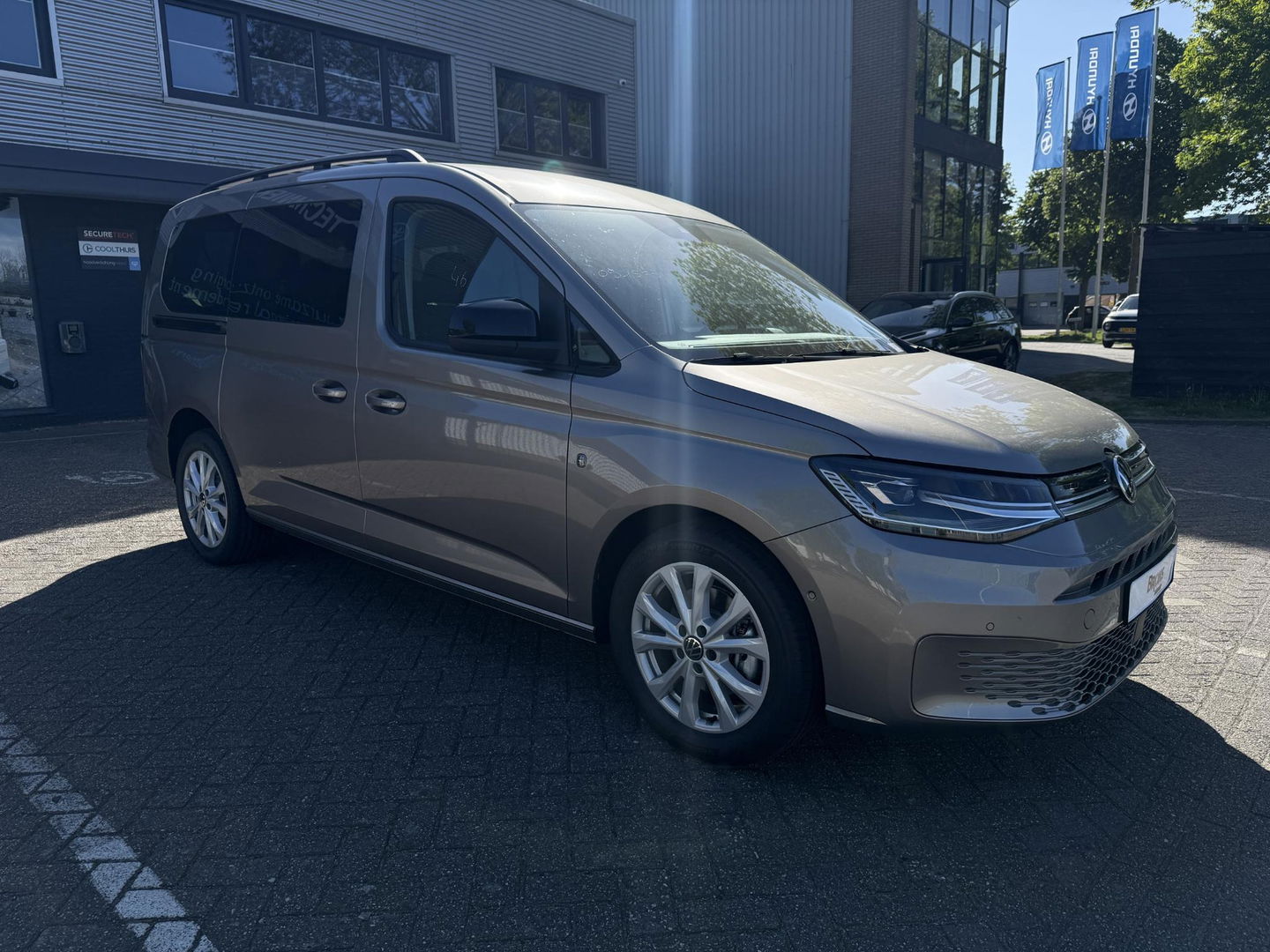 Volkswagen Caddy Maxi 1.5 TSI plug-in hybrid 7P l 150PK l NIEUWE AUTO