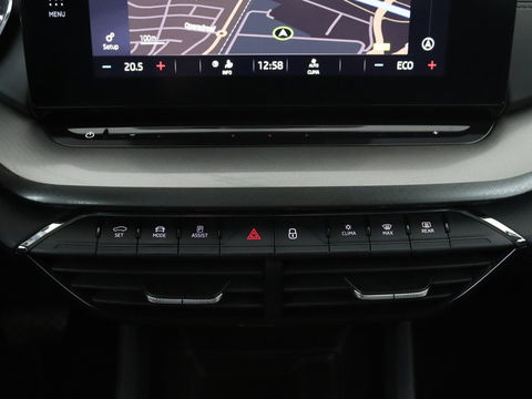 Škoda Octavia 1.4 TSI iV Business Edition | Trekhaak | Carplay | Full LED | Navigatie | Climate control | Parkeerhulp | Cruise control | PHEV