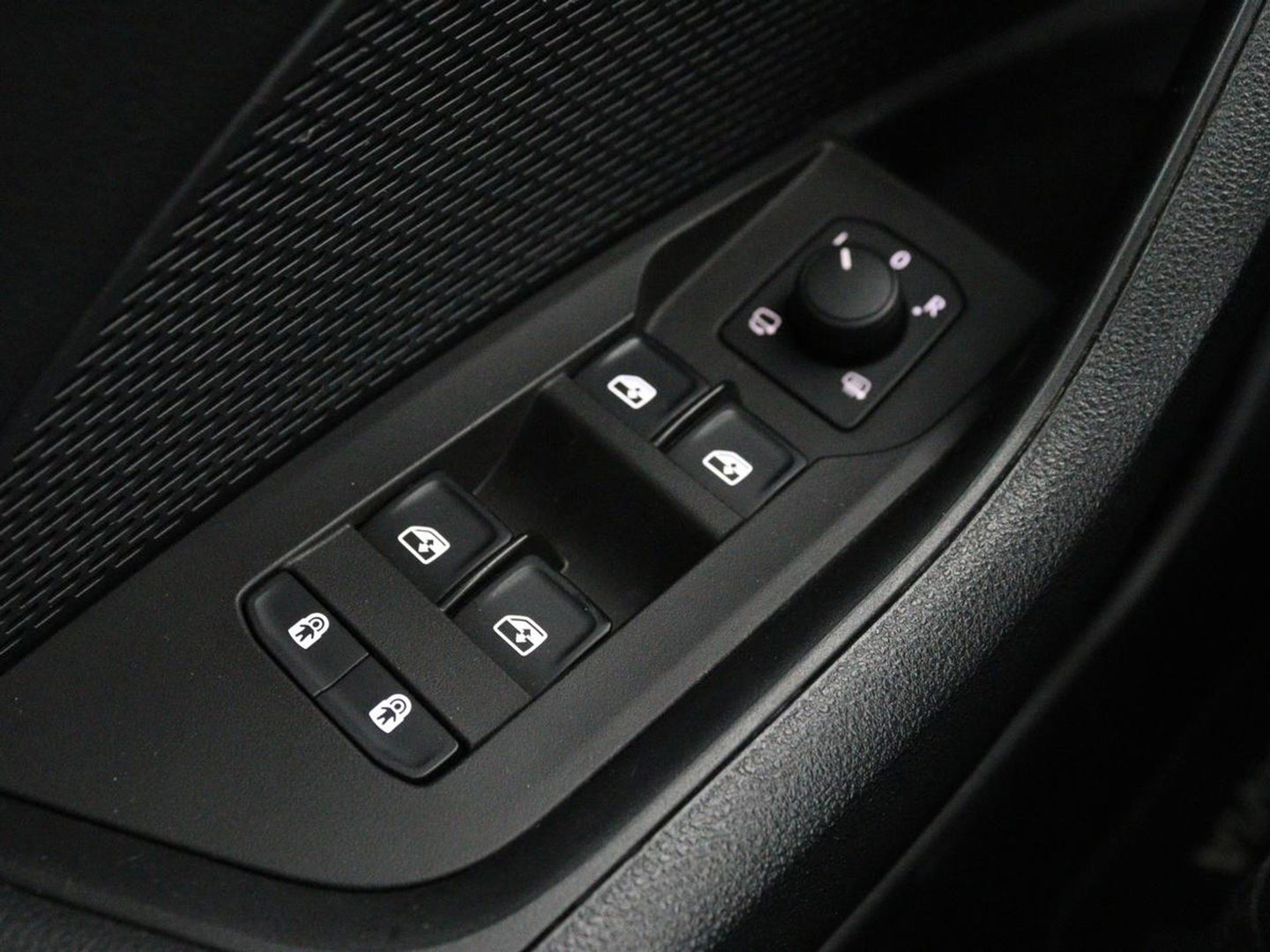 Škoda Octavia 1.4 TSI iV Business Edition | Trekhaak | Carplay | Full LED | Navigatie | Climate control | Parkeerhulp | Cruise control | PHEV